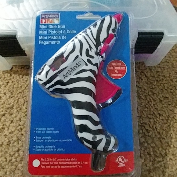 Glue gun - Picture 1 of 2